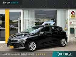 Noir étoilé (gne) Gebruikt 2023 Renault Clio V Evolution Hatchback | € 21.945 (Eerlijke prijs)