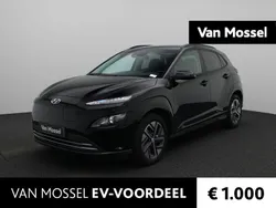 Zwart Gebruikt 2023 Hyundai Kona SUV | € 20.900 (Goede deal)