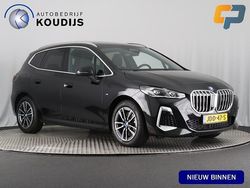 Zwart Gebruikt 2024 BMW 230 M Sport Stationwagen | € 42.990 (Eerlijke prijs)