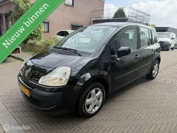 Zwart Gebruikt 2010 Renault Modus Expression MPV | € 2.649 (Eerlijke prijs)