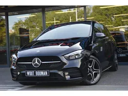 Zwart Gebruikt 2021 Mercedes B250 AMG MPV | € 29.900 (Eerlijke prijs)