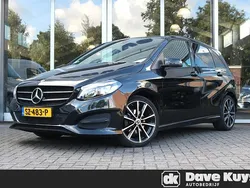 Zwart Gebruikt 2018 Mercedes B180 Ambition MPV | € 17.950 (Eerlijke prijs)