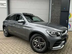 Grijs Gebruikt 2021 Mercedes GLC300e Premium SUV | € 48.450 (Eerlijke prijs)