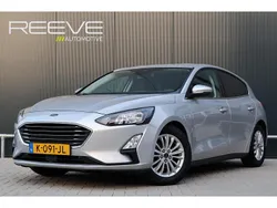 Grijs Gebruikt 2021 Ford Focus Business Edition Hatchback | € 14.950 (Eerlijke prijs)
