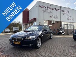 Blauw (metallic) Gebruikt 2013 BMW 528 Executive Stationwagen | € 11.450 (Duur)