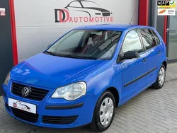 Blauw, metallic lak Gebruikt 2009 VW Polo Hatchback | € 2.290 (Goede deal)