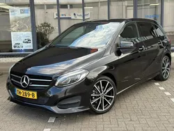 Zwart Gebruikt 2018 Mercedes B180 Ambition MPV | € 17.950 (Iets duurder)