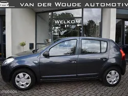 Grijs Gebruikt 2009 Dacia Sandero Ambiance Hatchback | € 1.750 (Eerlijke prijs)