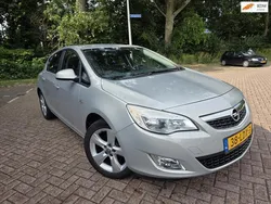 Beige Gebruikt 2010 Opel Astra Edition Hatchback | € 4.799 (Eerlijke prijs)