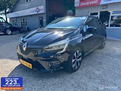 Zwart, metallic lak Gebruikt 2023 Renault Clio V Evolution Hatchback | € 12.750 (Super prijs)