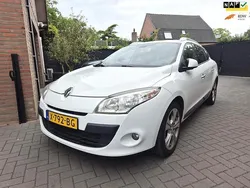 Wit Gebruikt 2010 Renault Mégane GrandTour Dynamique Stationwagen | € 4.449 (Eerlijke prijs)