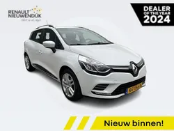 Wit Gebruikt 2017 Renault Clio GrandTour Zen Stationwagen | € 9.995 (Eerlijke prijs)