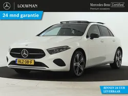 Wit Gebruikt 2023 Mercedes A250 Night Hatchback | € 35.950 (Eerlijke prijs)
