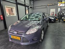 Grijs Gebruikt 2012 Ford Focus Trend Hatchback | € 5.699 (Eerlijke prijs)