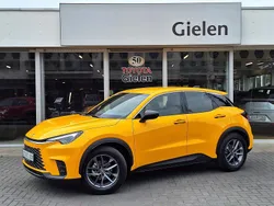 Geel Nieuw 2025 Lexus LBX SUV | € 35.900 (Super prijs)