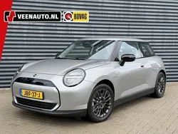 Grijs Nieuw 2025 Mini Cooper Essential Hatchback | € 27.945 (Iets duurder)