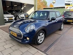 Blauw (metallic) Gebruikt 2015 Mini Cooper Hatchback | € 6.950 (Super prijs)