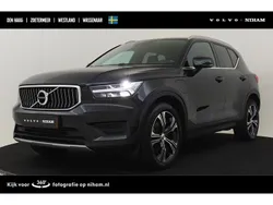 Zwart Gebruikt 2021 Volvo XC40 Inscription SUV | € 32.890 (Eerlijke prijs)