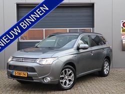 Grijs Gebruikt 2014 Mitsubishi Outlander P-HEV Instyle SUV | € 15.995 (Goede deal)