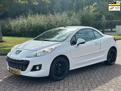 Wit Gebruikt 2013 Peugeot 207 CC Griffe Cabriolet | € 5.499 (Eerlijke prijs)