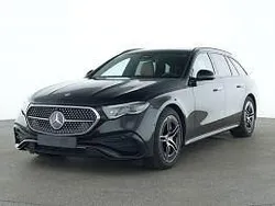 Donker obsidiaanzwart metallic Gebruikt 2024 Mercedes 300 AMG Stationwagen | € 59.945