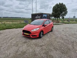 Oranje Gebruikt 2014 Ford Fiesta ST Hatchback | € 10.495 (Goede deal)