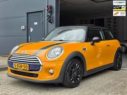 Oranje Gebruikt 2015 Mini Cooper Chili Hatchback | € 12.740 (Goede deal)