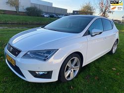 Wit Gebruikt 2015 Seat Leon FR Hatchback | € 8.499 (Eerlijke prijs)
