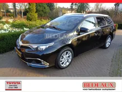 Zwart Gebruikt 2015 Toyota Auris Executive Stationwagen | € 14.750 (Iets duurder)