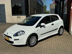 Wit Gebruikt 2014 Fiat Punto Street Hatchback | € 5.600 (Eerlijke prijs)