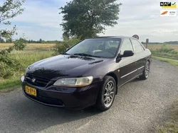 Paars Gebruikt 1998 Honda Accord Sedan | € 3.500