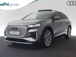 Grijs Nieuw 2025 Audi Q4 e-tron SUV | € 66.455