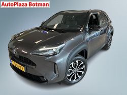 Grijs Gebruikt 2024 Toyota Yaris Cross SUV | € 27.950 (Eerlijke prijs)