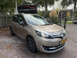 Bruin Gebruikt 2014 Renault Grand Scénic III Bose Edition MPV | € 3.990