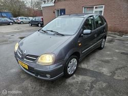 Grijs Gebruikt 2003 Nissan Almera Tino Acenta MPV | € 1.250 (Eerlijke prijs)