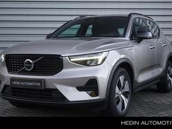 Grijs Gebruikt 2022 Volvo XC40 Plus SUV | € 31.995 (Goede deal)