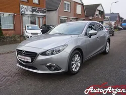 Grijs Gebruikt 2015 Mazda 3 Hatchback | € 14.700 (Eerlijke prijs)