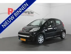 Zwart Gebruikt 2010 Peugeot 107 Hatchback | € 3.945 (Iets duurder)
