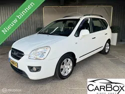 Wit Gebruikt 2008 Kia Carens MPV | € 1.950
