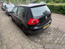 Zwart Gebruikt 2005 VW Golf IV Trendline Hatchback | € 1.650 (Eerlijke prijs)