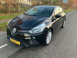 Zwart Gebruikt 2018 Renault Clio IV Bose Edition Hatchback | € 8.250 (Goede deal)