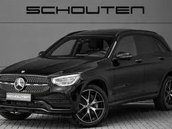 Zwart Gebruikt 2021 Mercedes GLC300 AMG line SUV | € 47.900 (Goede deal)