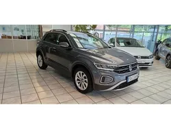 Grijs Gebruikt 2023 VW T-Roc Life SUV | € 26.722 (Super prijs)