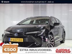 Zwart Gebruikt 2020 Toyota Corolla Style Stationwagen | € 19.599 (Goede deal)