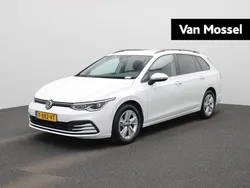 Wit Gebruikt 2021 VW Golf VIII Business Stationwagen | € 24.400 (Eerlijke prijs)