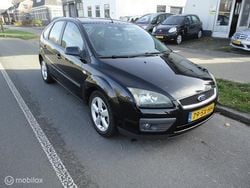 Zwart Gebruikt 2006 Ford Focus Ambiente Hatchback | € 1.399 (Super prijs)