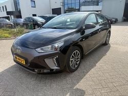 Zwart Gebruikt 2017 Hyundai Ioniq Comfort Hatchback | € 8.750 (Eerlijke prijs)