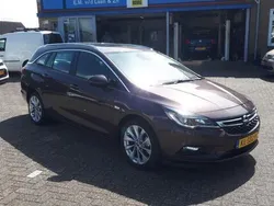 Bruin Gebruikt 2016 Opel Astra Business Stationwagen | € 7.950 (Eerlijke prijs)