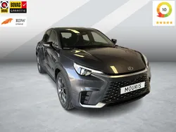 Grijs Nieuw 2025 Lexus LBX SUV | € 42.950 (Eerlijke prijs)