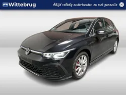 Zwart, metallic lak Gebruikt 2021 VW Golf VIII GTE Hatchback | € 26.450 (Goede deal)